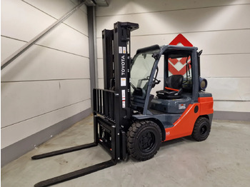 LPG forklift TOYOTA - 02-8FGJF35: picture 4