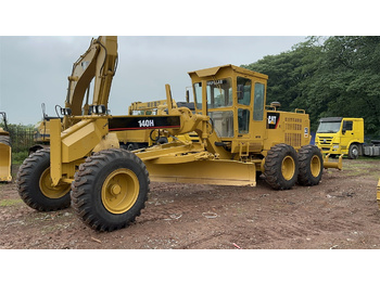 Grader CATERPILLAR 140H