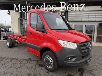 Cab chassis truck MERCEDES-BENZ Sprinter