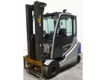 Electric forklift STILL RX60