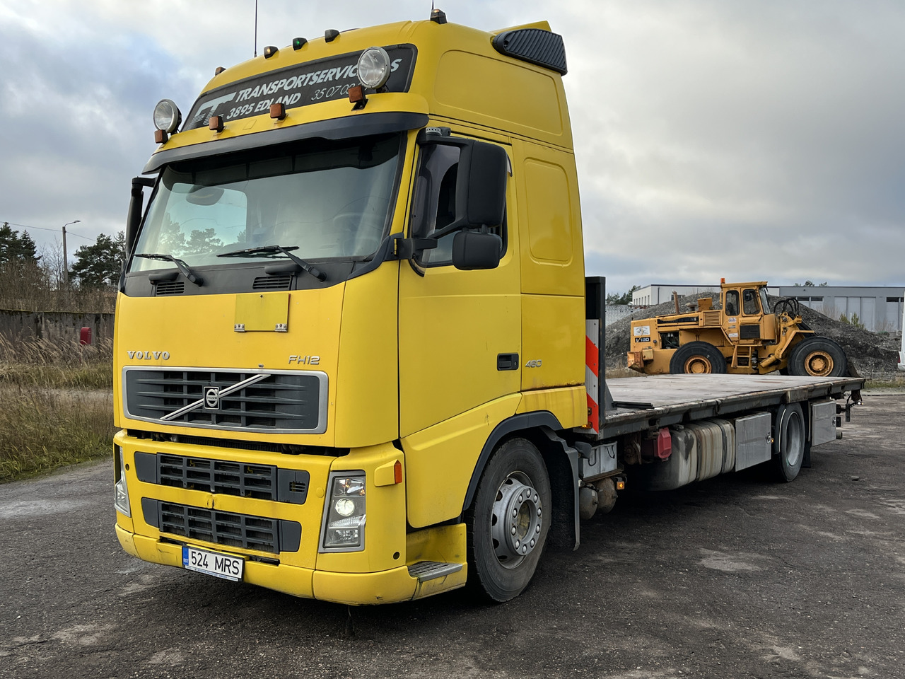 Dropside/ Flatbed truck Volvo FH12 Flatbed 2005: picture 1