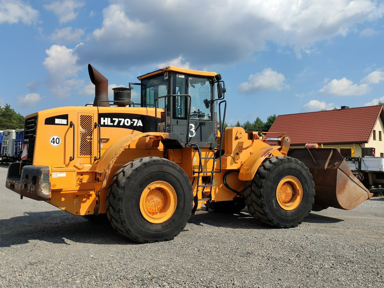 Wheel loader Hyundai HL770-7A: picture 15