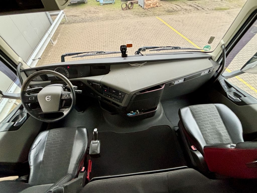 Tipper Volvo FH 500 | ALU-Kipper*I-Shift*AHK*1.Hand!*Klima: picture 16