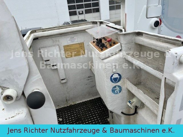 Truck mounted aerial platform Iveco ML 120EL18 Hubarbeitsbühne isoliert 15 Meter: picture 15