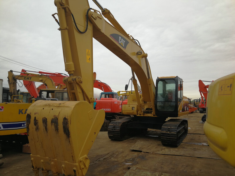 Crawler excavator CATERPILLAR 330C: picture 8