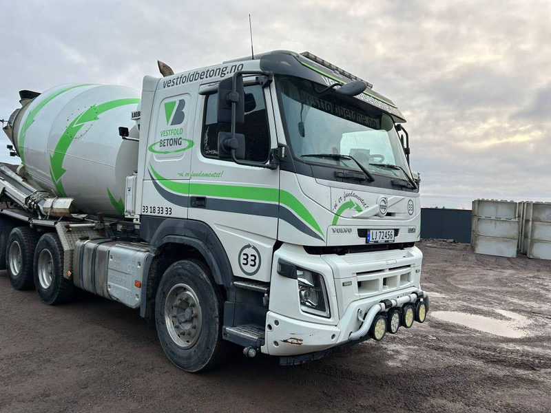 Concrete mixer truck Volvo FMX 540: picture 6