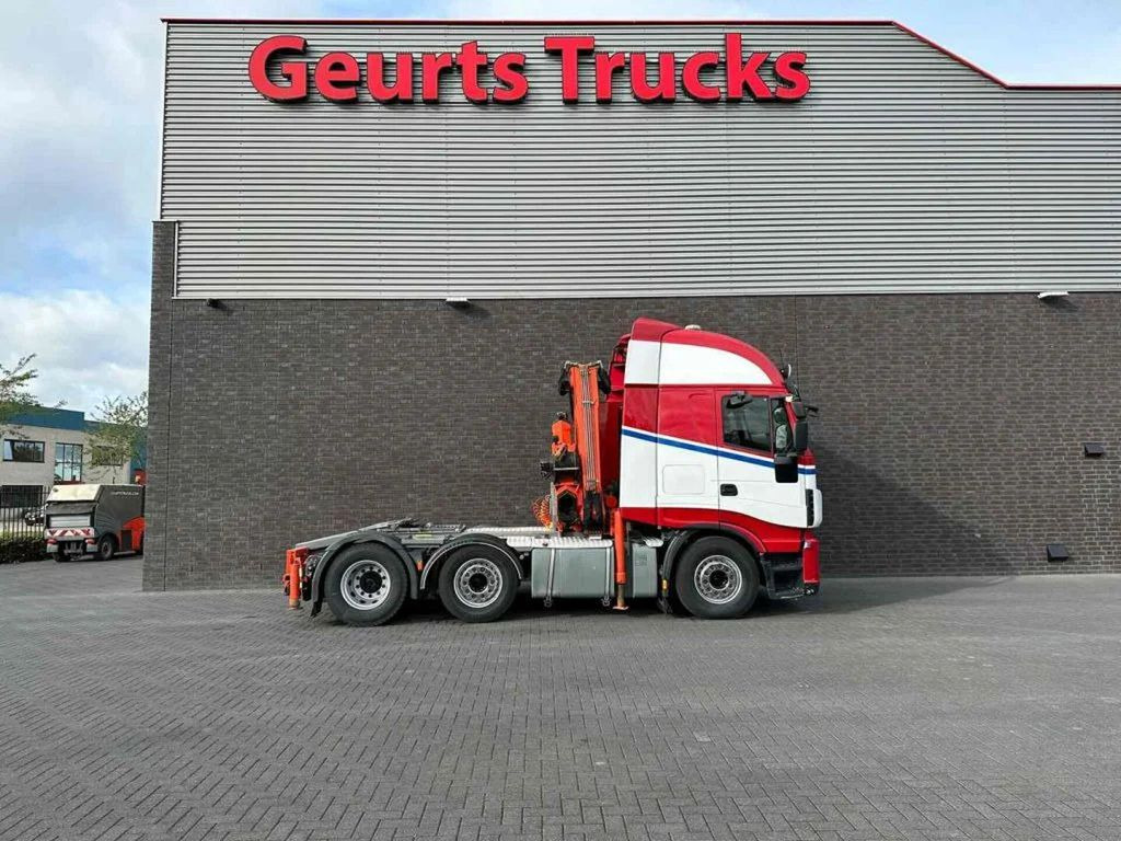 Tractor unit Iveco Stralis 440 6X2 + FASSI F235AXP.24 KRAAN/KRAN/CR: picture 9