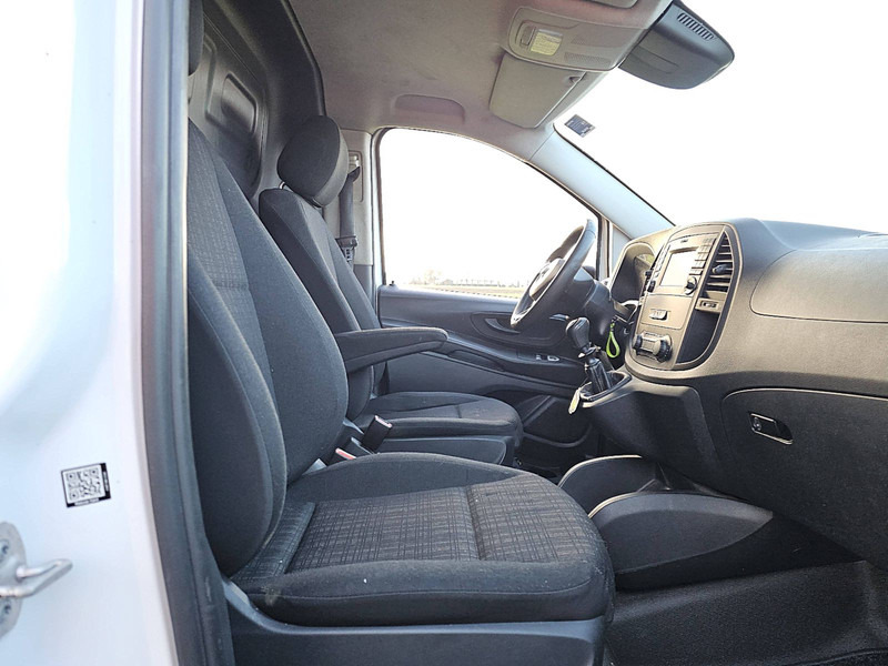 Small van Mercedes-Benz Vito 114 AC: picture 7