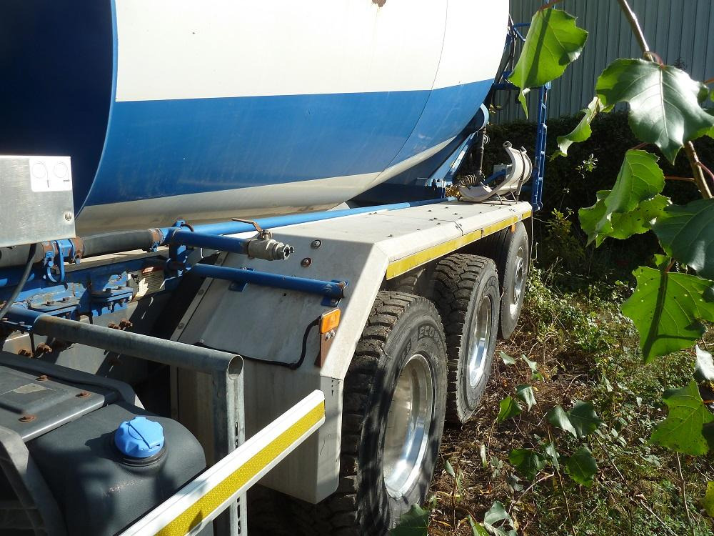 Concrete mixer truck Volvo FMX 450: picture 7