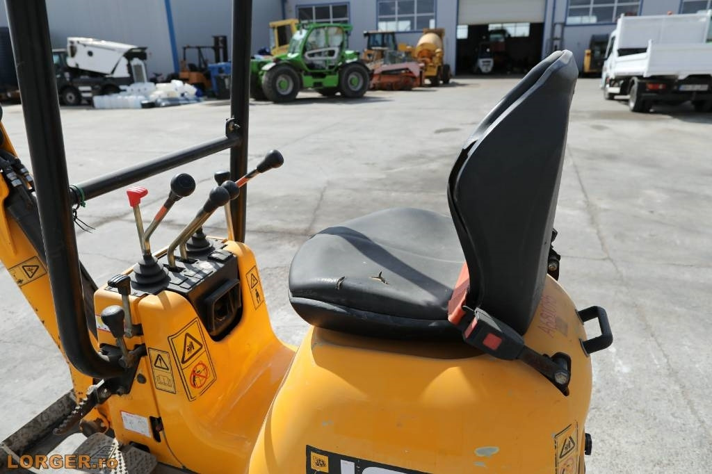Mini excavator JCB 8008 CTS: picture 13