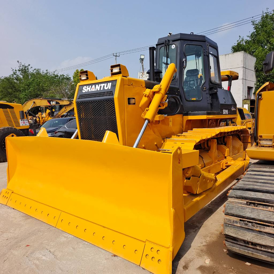 Bulldozer Shantui SD 16: picture 1