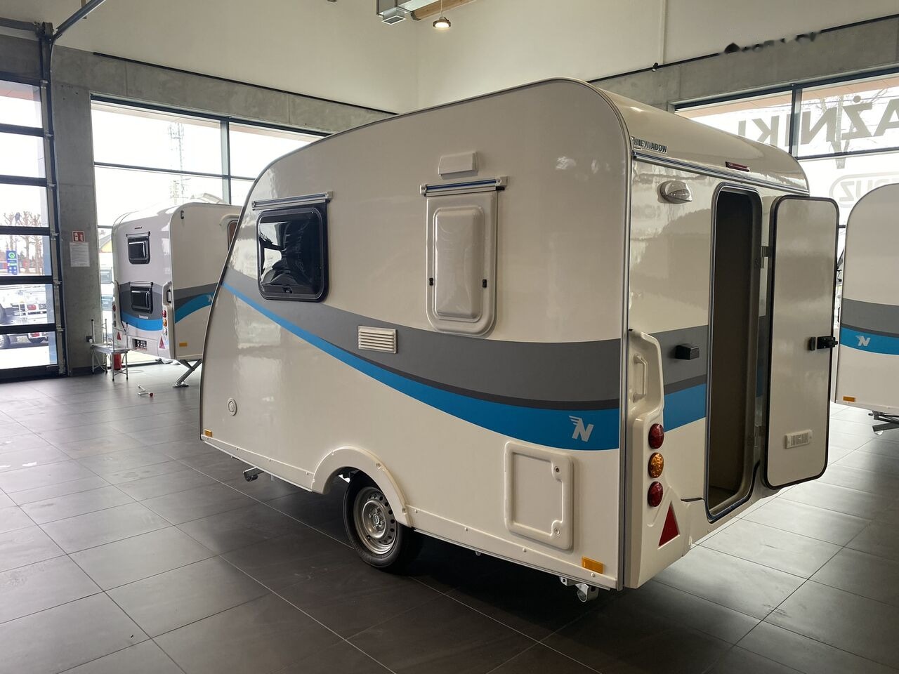 Caravan Niewiadów NEW SPORT 4 person 750kg caravan BEST PRICE: picture 11