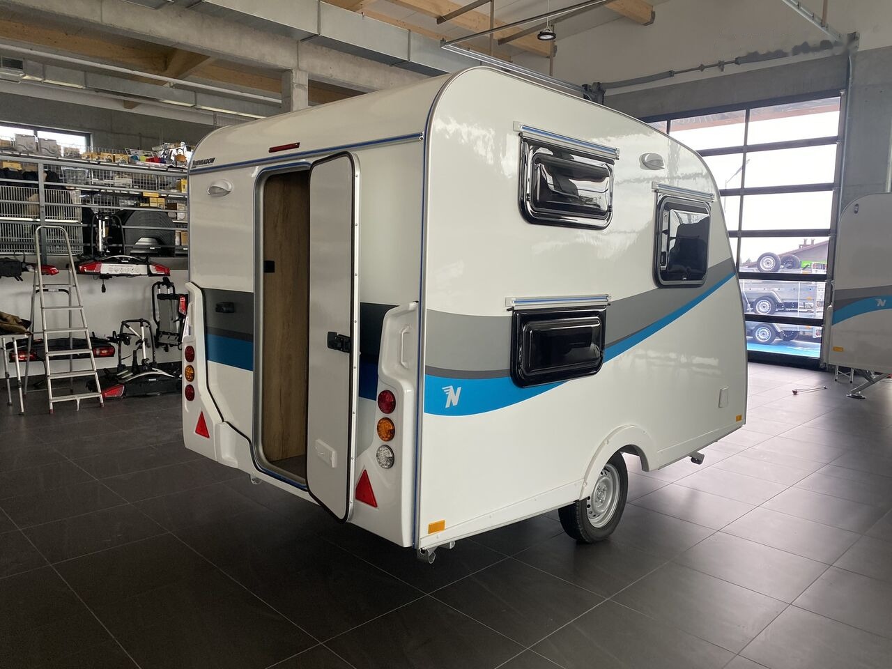 Caravan Niewiadów NEW SPORT 4 person 750kg caravan BEST PRICE: picture 17