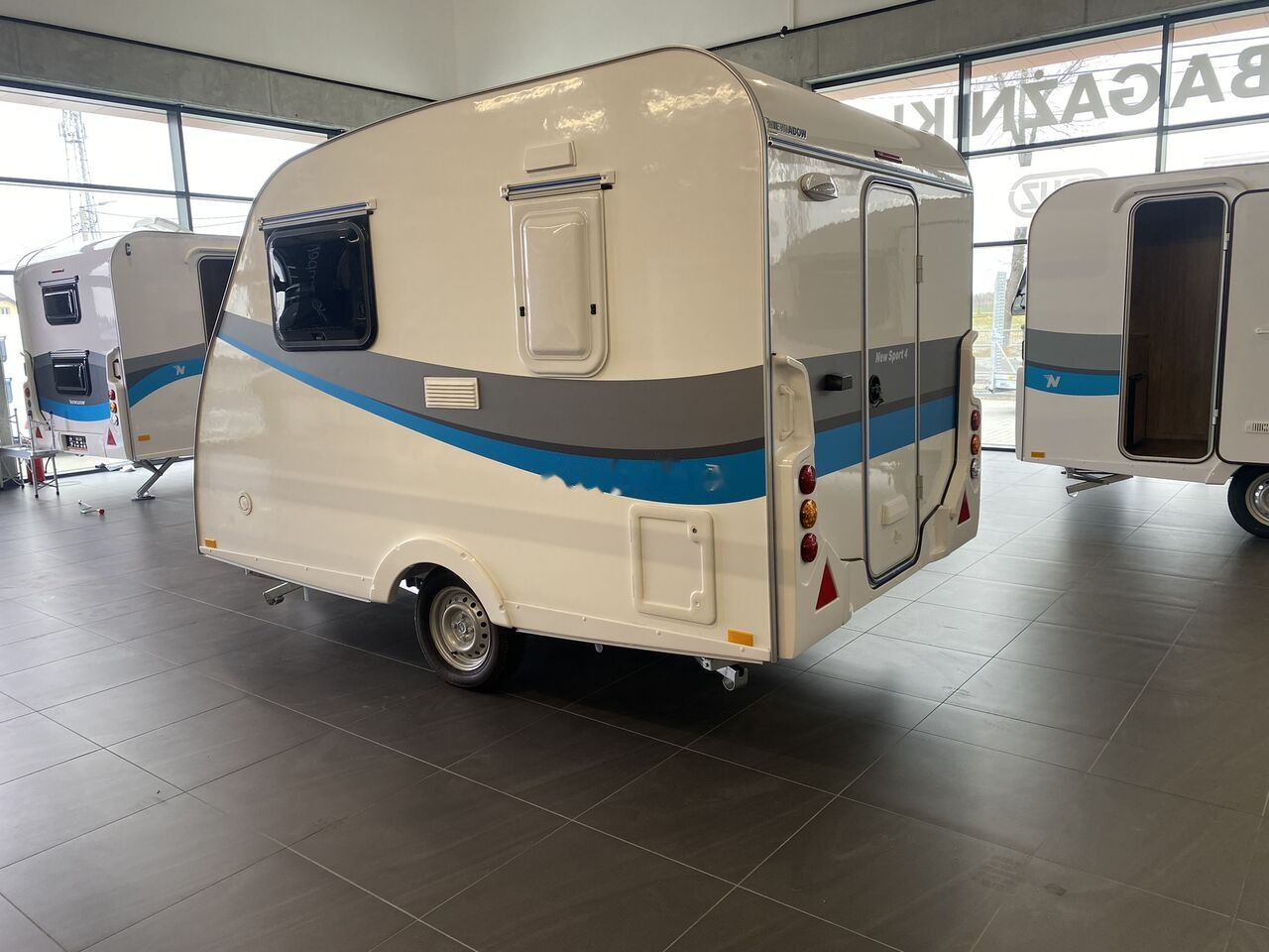 Caravan Niewiadów NEW SPORT 4 person 750kg caravan BEST PRICE: picture 6