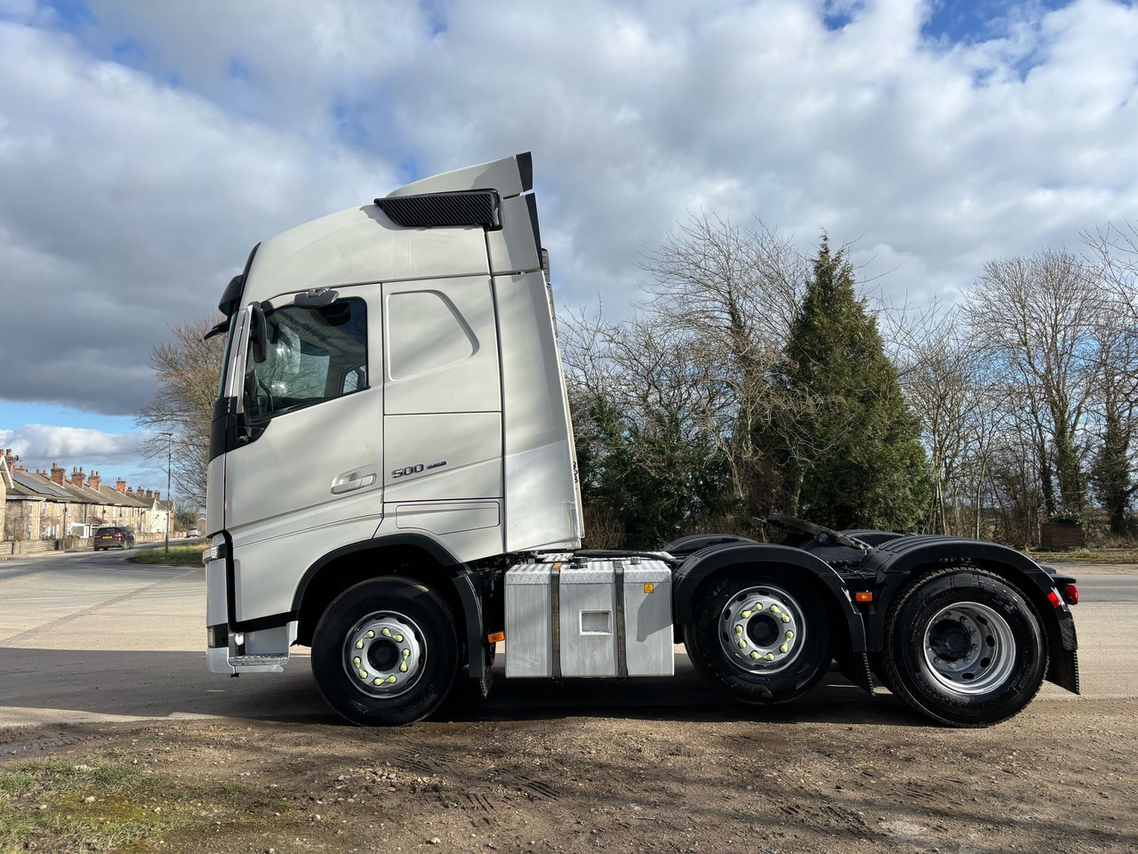 Tractor unit Volvo FH 500: picture 11