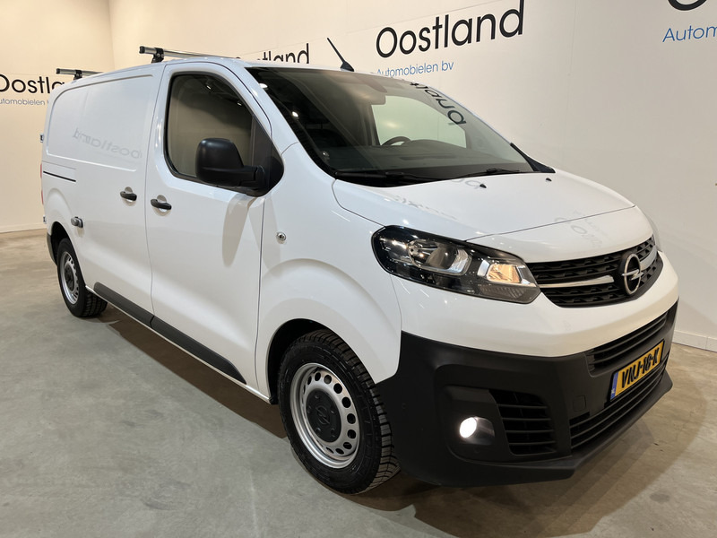 Small van Opel Vivaro 2.0 CDTI L2H1 123 PK / Euro 6 / Airco / Cruise Control / Camera / CarPlay / Trekhaak / Navigatie / 3-Zits / 48.400 KM !!: picture 15