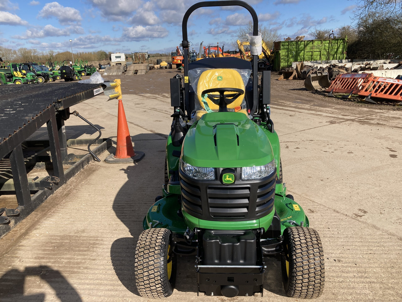 Garden mower John Deere X950R ride on cut and collect mower: picture 7