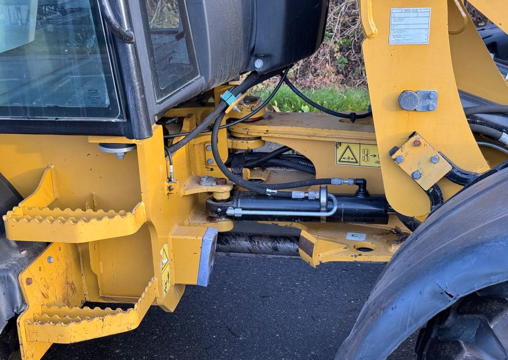 Wheel loader Caterpillar * Ładowarka CAT 908 H * Sprowadzona * Caterpillar: picture 9