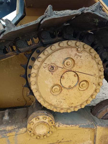 Bulldozer Caterpillar D6M: picture 10