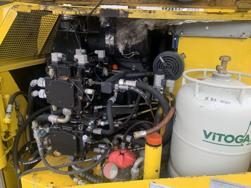 Asphalt paver Dynapac F 5 C (110298): picture 8 Asphalt paver Dynapac F 5 C (110298): picture 8