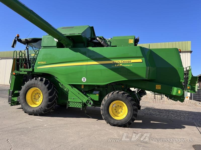 Combine harvester John Deere W550: picture 11