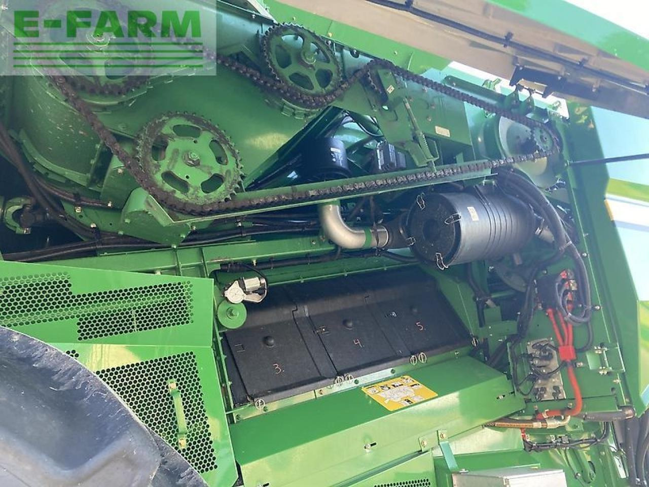 Combine harvester John Deere s690i: picture 6