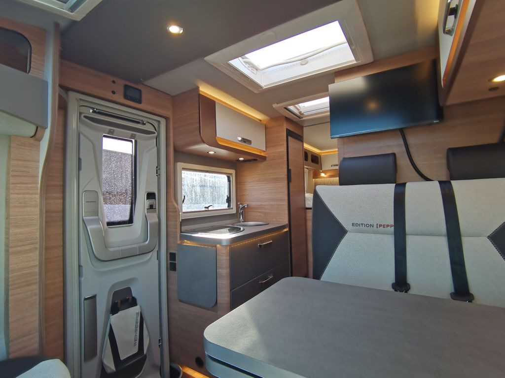 Semi-integrated motorhome Weinsberg CARACOMPACT 600 MEG PEPPER /-2025-/ 8G.AUTOMATIK: picture 14