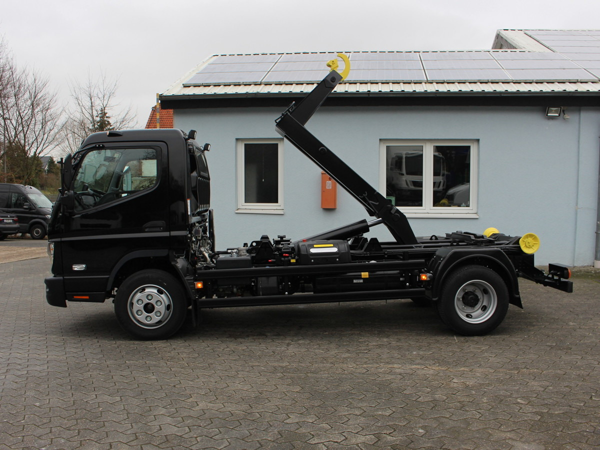 Hook lift truck, Crane truck FUSO Canter FUSO 9C18 Duonic City Abrollkipper Black: picture 6