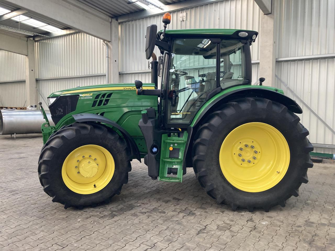 Farm tractor John Deere 6155R: picture 7