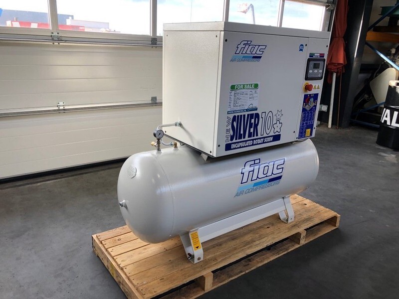 Air compressor Fiac New Silver 10 / 300 Silent 7.5 kW 860 L / min 10 bar Elektrische Schroefcompressor met ketel: picture 6