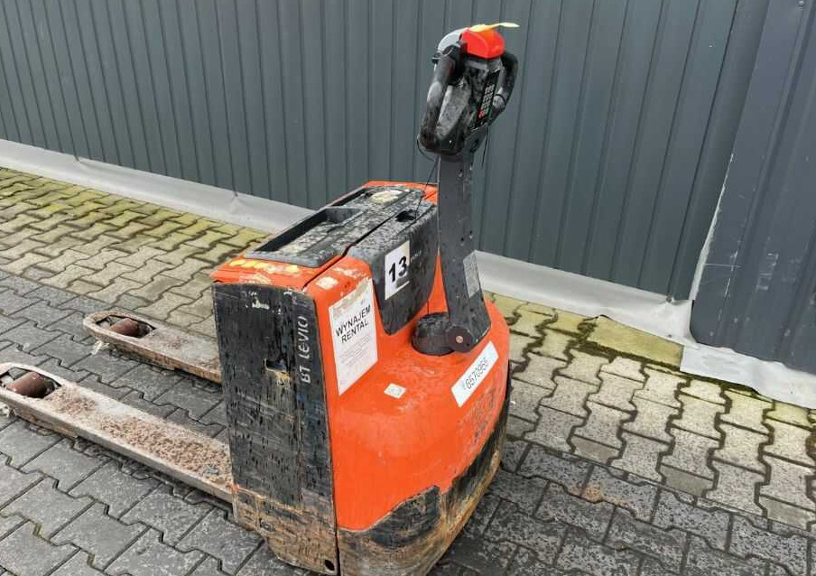 Pallet truck BT LWE160: picture 6