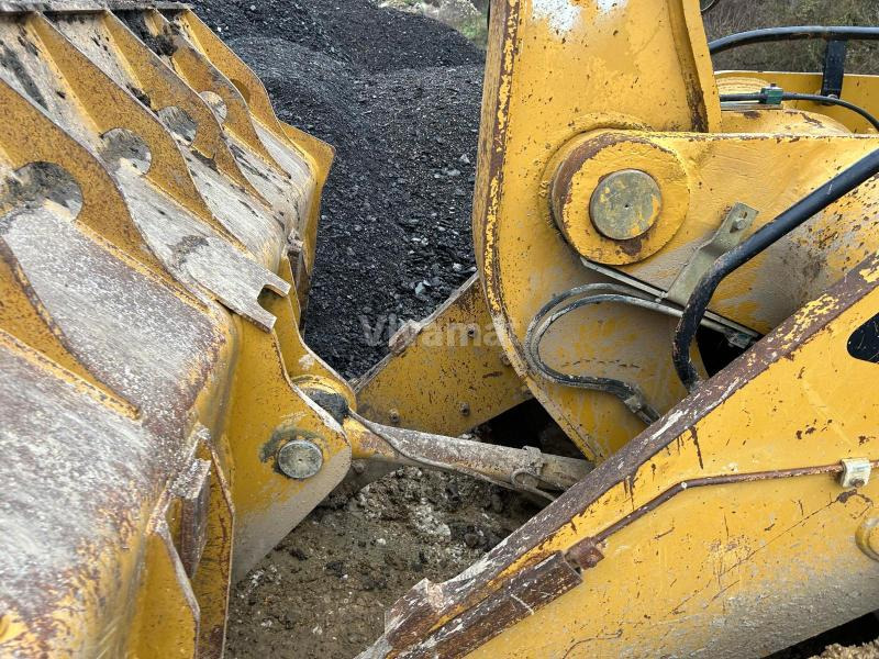 Crawler loader Caterpillar 963D: picture 14