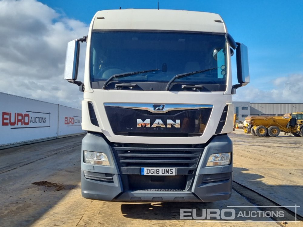 Tractor unit 2018 MAN TGX26.500: picture 8